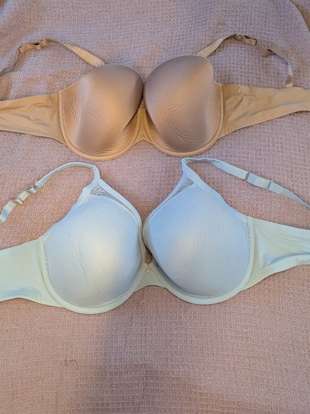 ThirdLove 38F Bra Lot of 2 – Frost Uplift Plunge + Taupe T-Shirt – Excellent